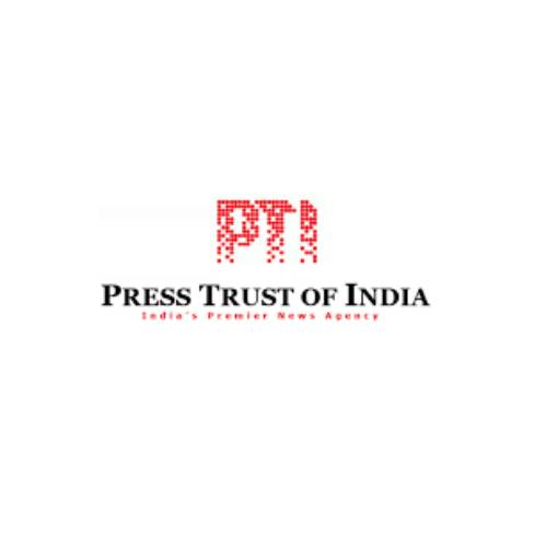 Tree of Cheer: A public art installation by DLF Malls & KNMA Celebration of Art, Community, and the Holiday Spirit